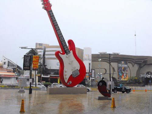 Hard Rock in the Rain