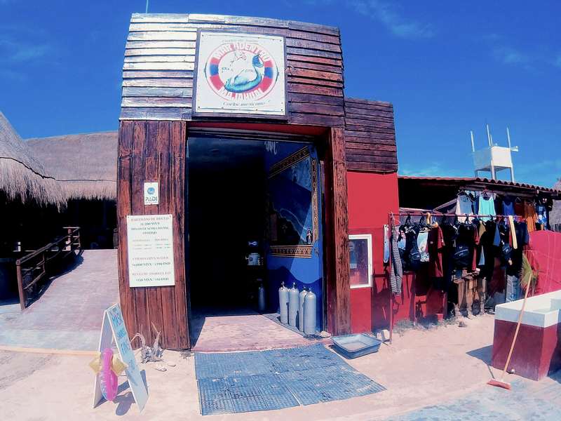 Mar Adentro Dive Shop