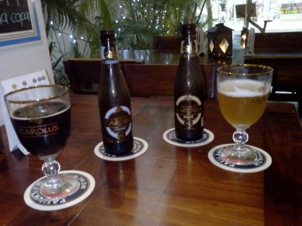 Gouden Carolus at Cafe de Cerveza